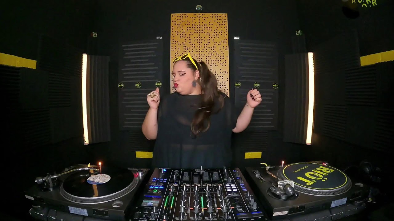 Sexy Pummarola - Vinyl selector - 460 - Ri&ouml;t.scampia