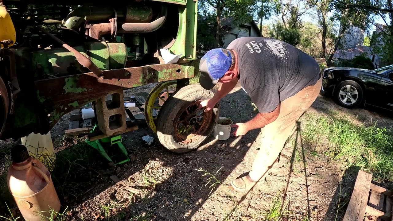 Wheel replacement 1937 John Deere G