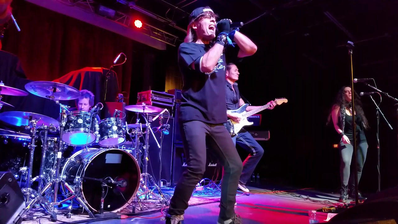 Gary Brandon "Love Don't Make It Right" - Melodicrockfest 5, Arlington Heights, IL May 6, 2018