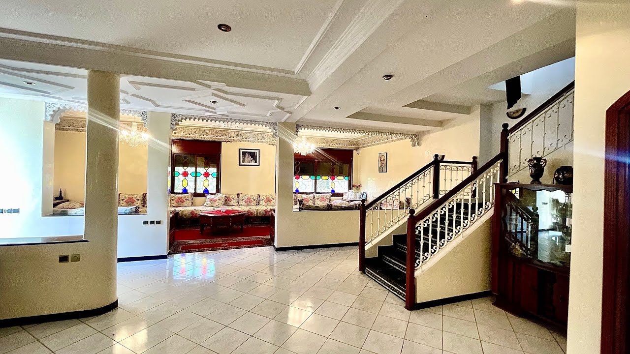 لظروف خاصة فيلا للبيع في حي الرياض الرباط موقع جد ممتاز تتطلب اصلاحات بسيطة ثمن قابل للتفاوض