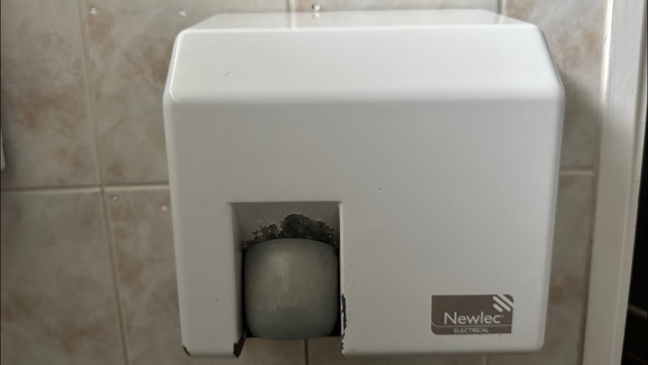 Hand Dryers @ Ye Olde Windmill Inn Rugeley