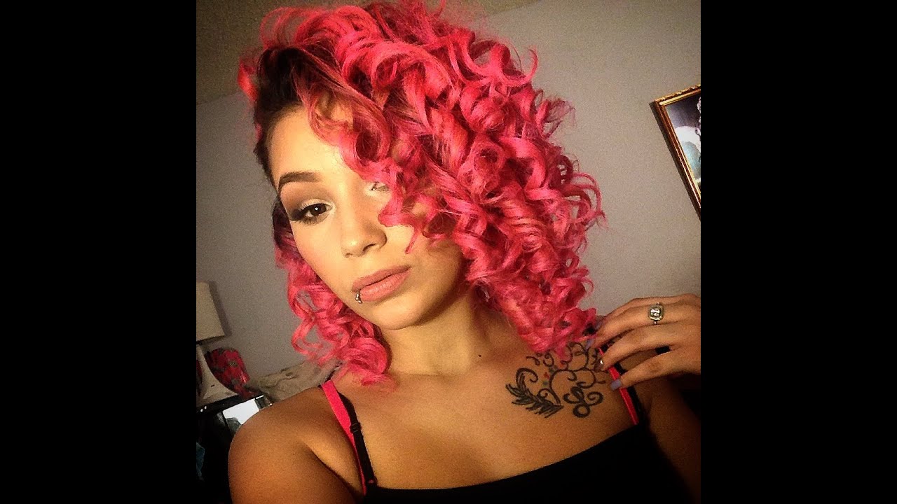 How I Dyed & Curled My New Pink Hair
