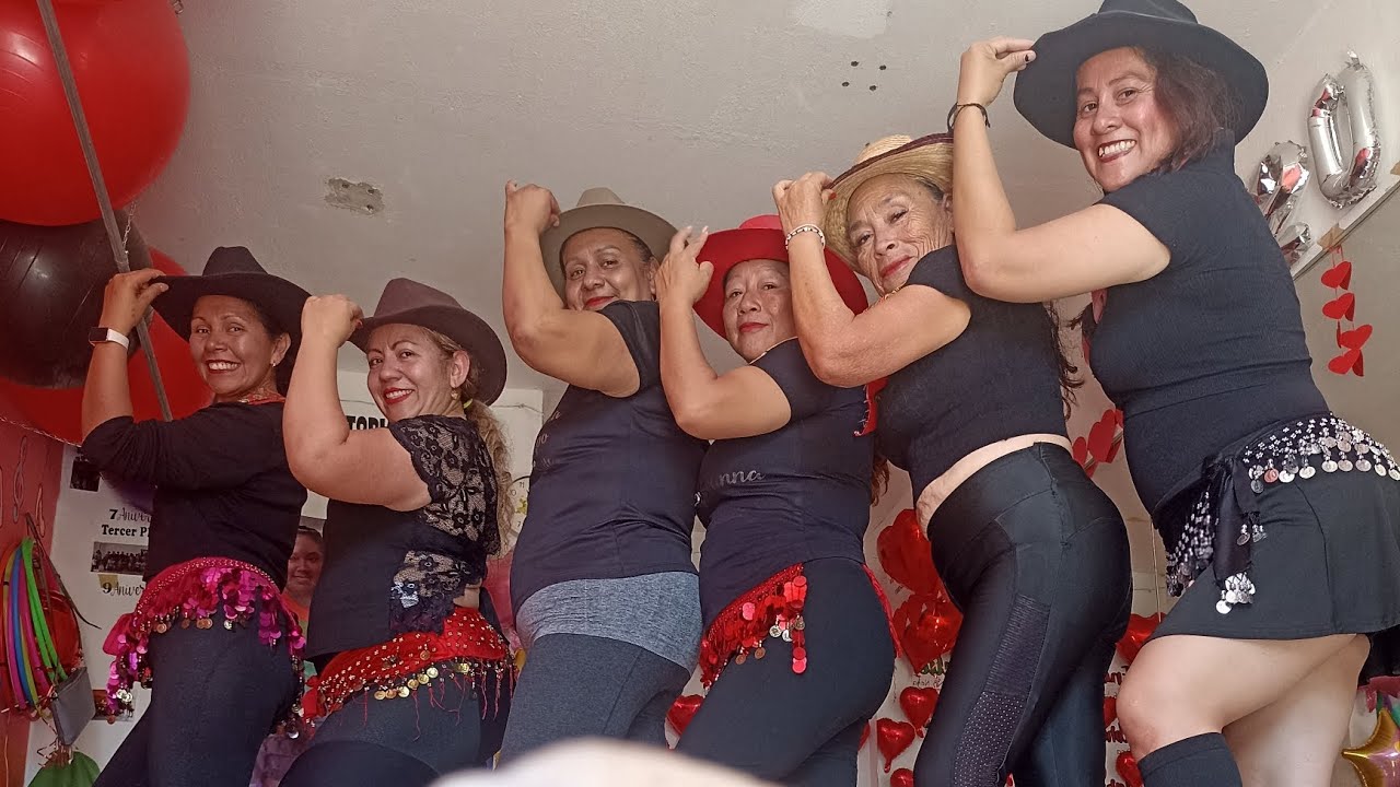 VIERNES 27 FEBRERO ❤️ CHICAS SEXYS  TEMÁTICA VAQUERA 🤠🤠