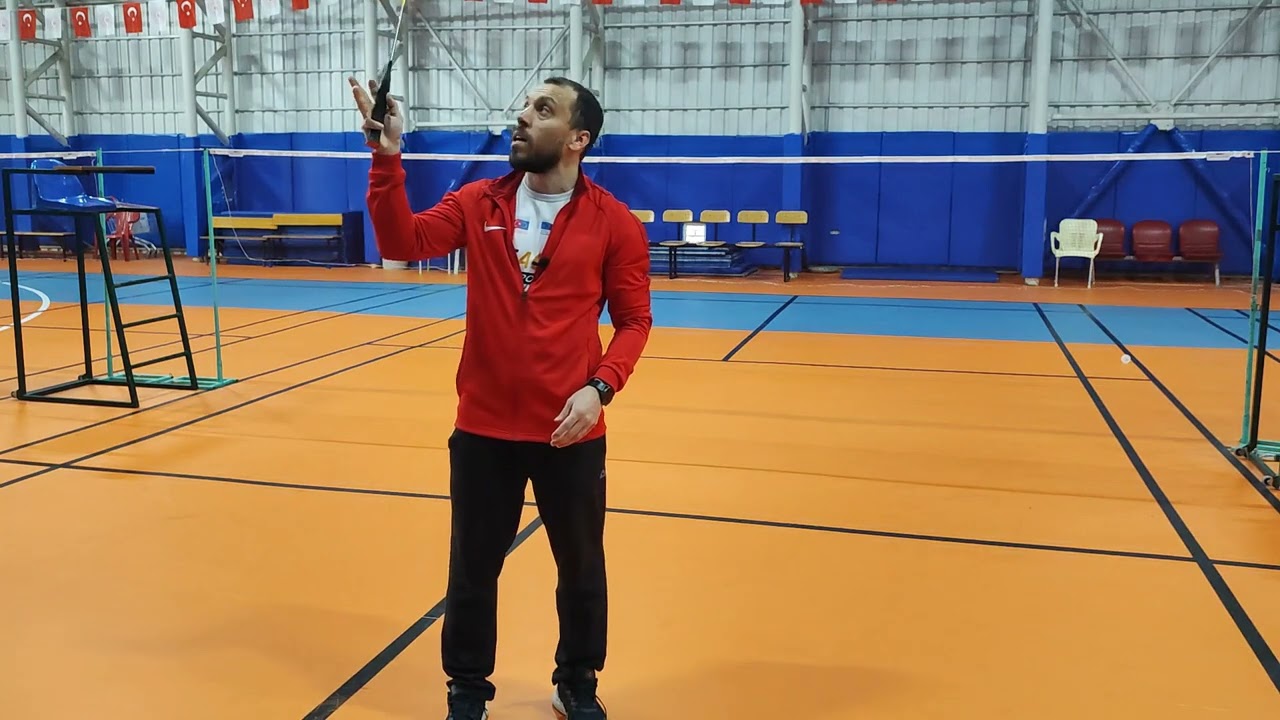 Badminton Raket Tutuşu Nasıl olmalı ???
