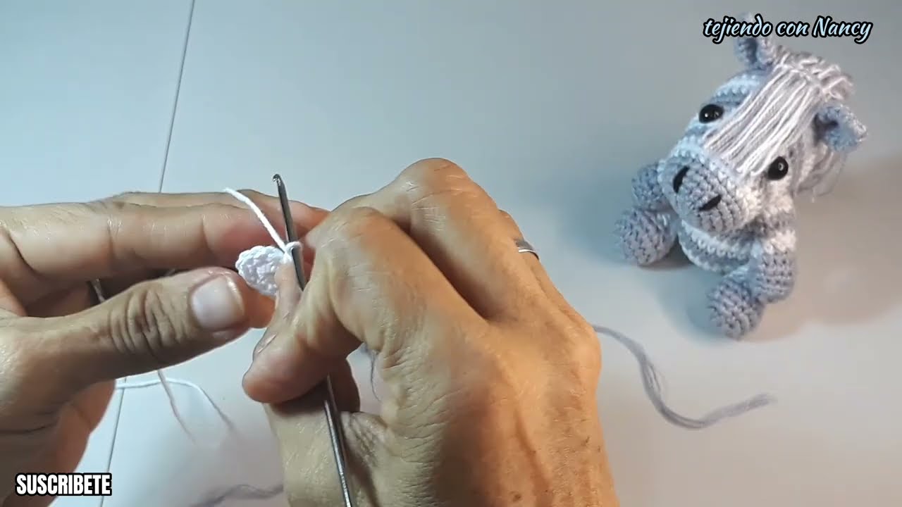 realiza este hermoso trabajo, TEJIENDO ESTA HERMOSA CEBRA #crochet #amigurumi #tejido
