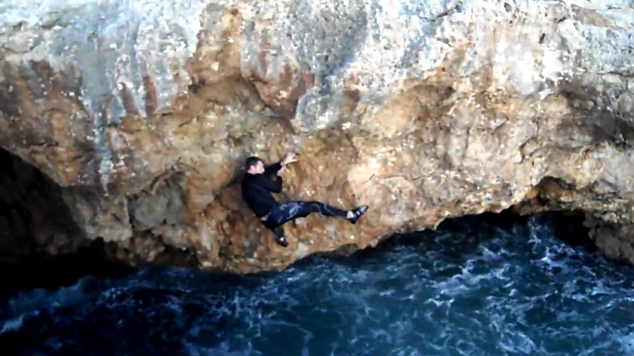 Psicoblock La Mora, via el trapecista, Xavi Los Pajaros XD Psicobloc escalada