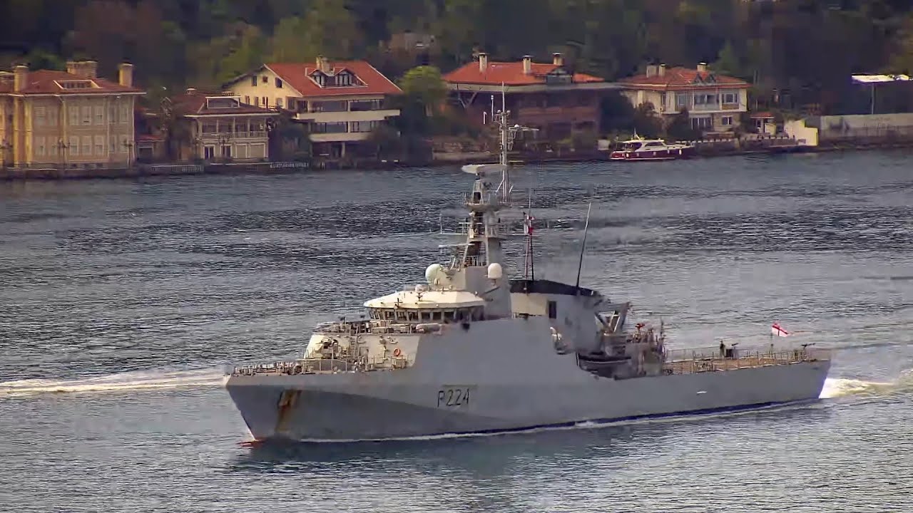 Royal Navy River-class offshore patrol vessel HMS TRENT transits Istanbul strait towards Black Sea
