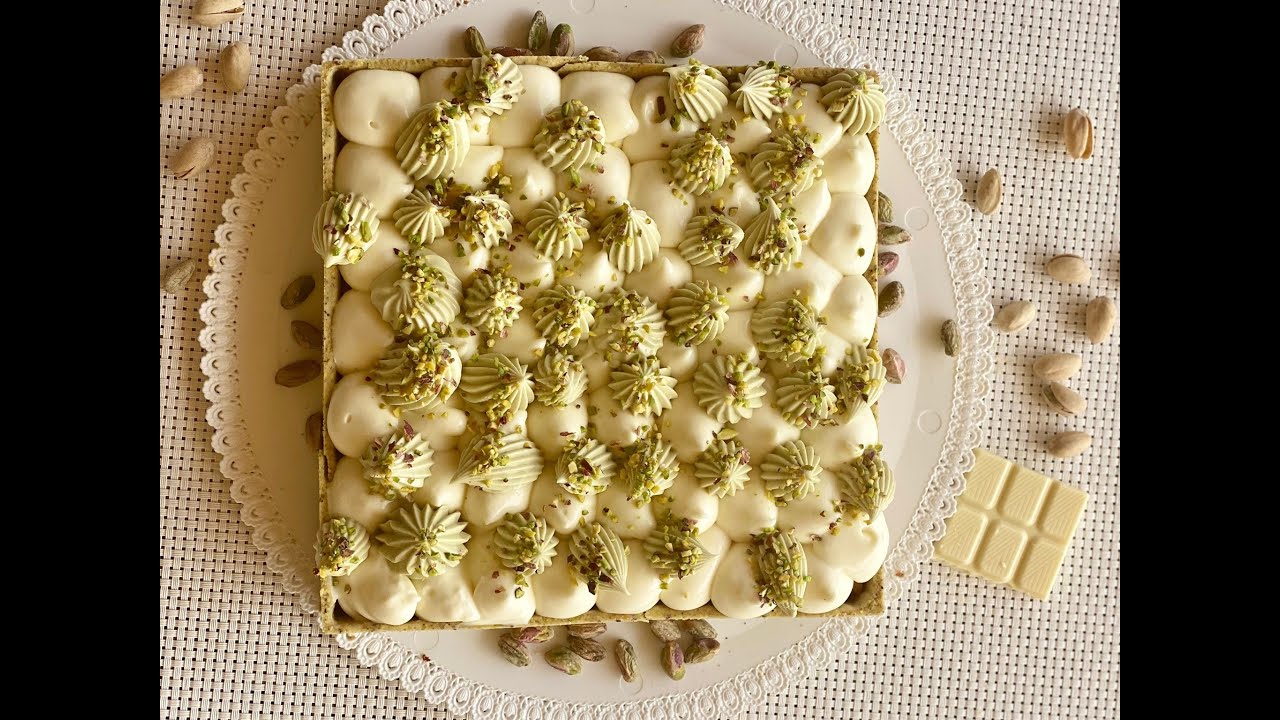 Crostata al pistacchio. Frolla al pistacchio, caramello salato, financier al pistacchio, namelaka!!!