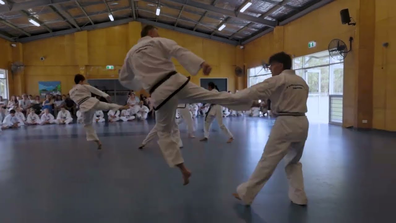 Luciano Finn Siya - free sparring