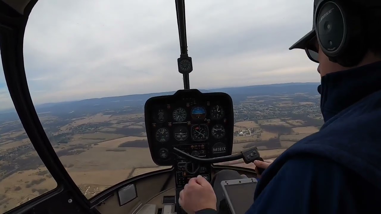 Navigation practice in the Robinson R44 helicopter