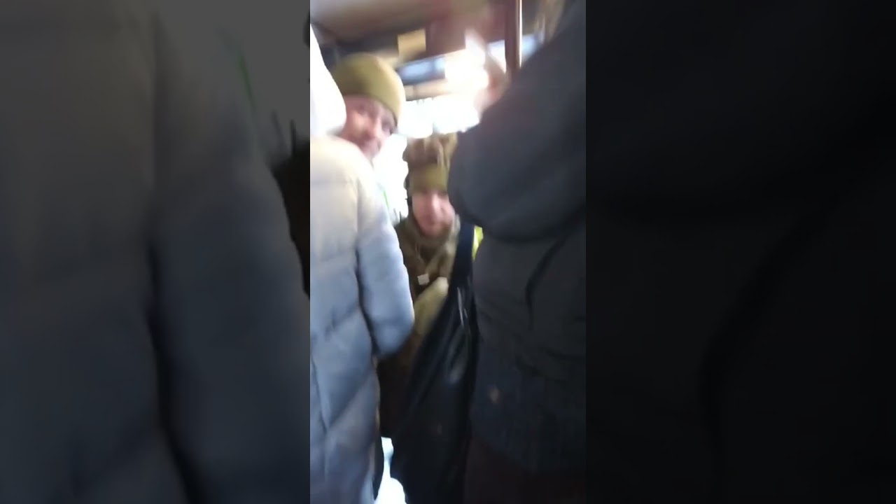 ТЦК продовжує «перевіряти» документи в громадському транспорті, як реагують люди?