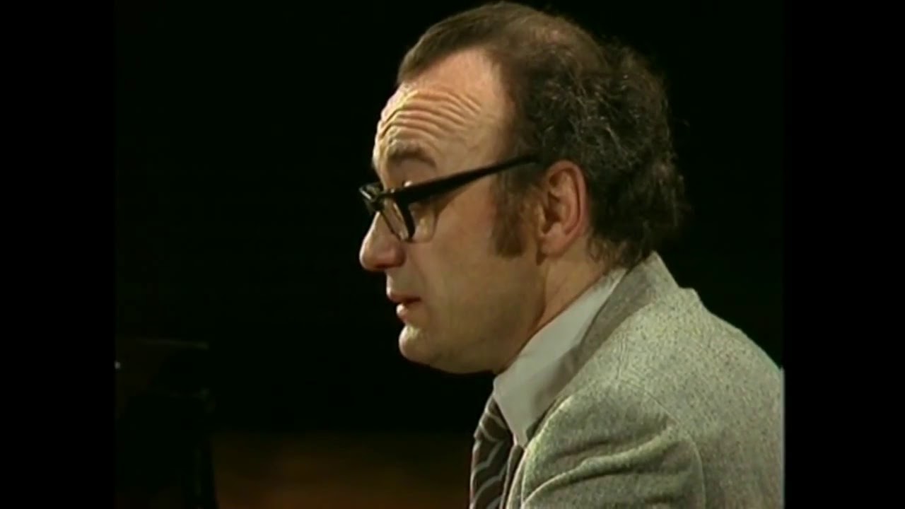 Schubert  Impromptu Op 142 No 2 D 935 A flat major Alfred Brendel