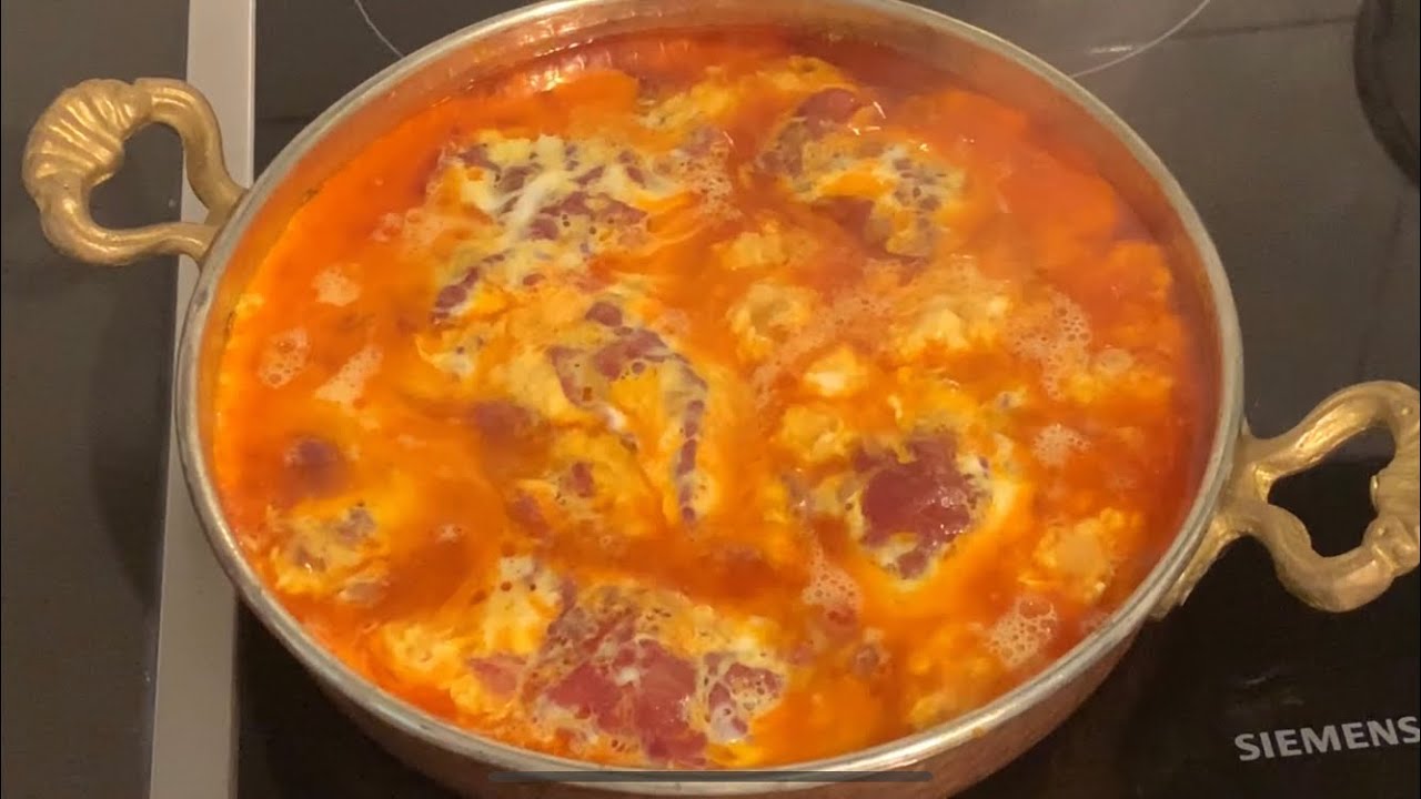 RAMAZANDA OLMADIĞI SOFRA OLMAZDI ERZURUMUN.PRATİK VE ACAYİP LEZZETLİ  PASTIRMALI YUMURTALI KIYMA.