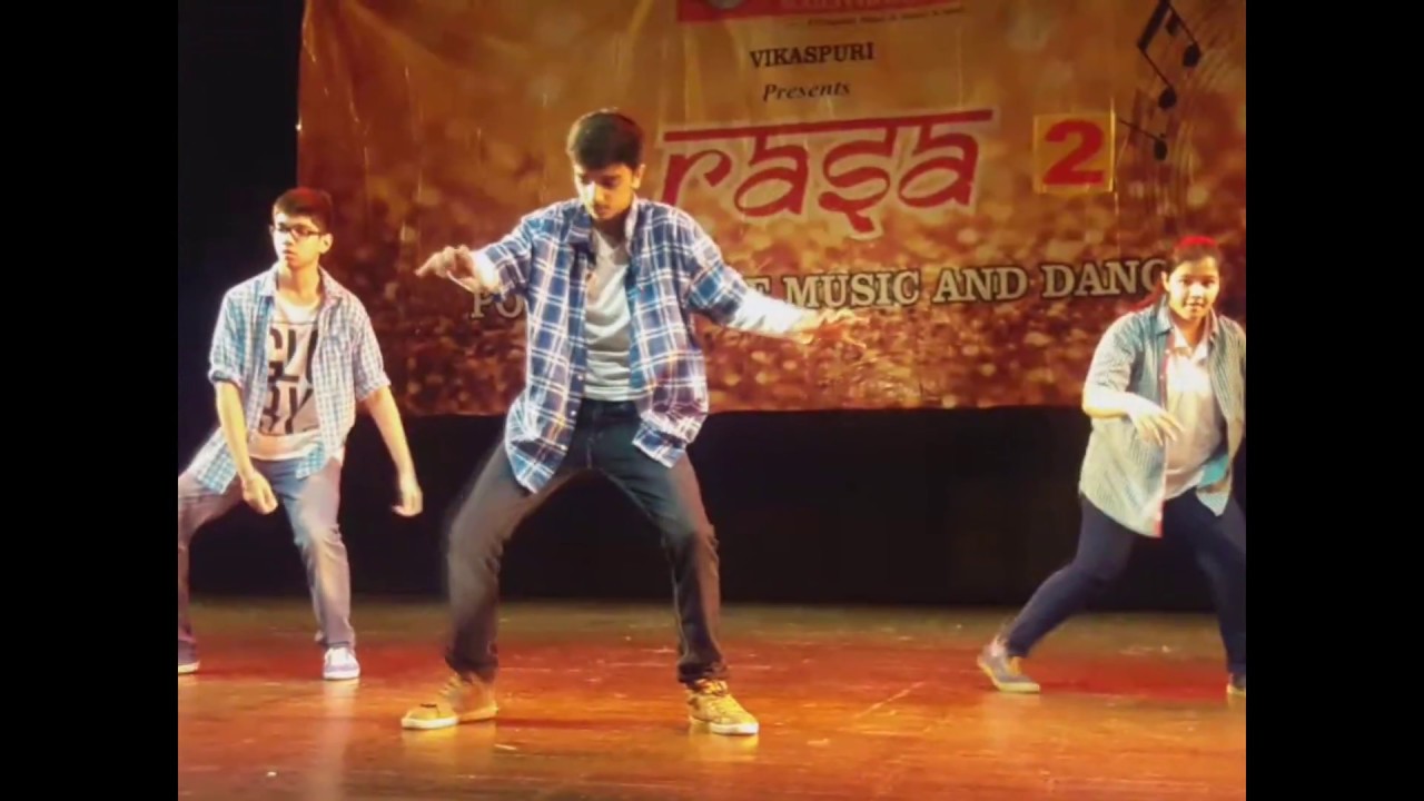 The performance | Garv and friends