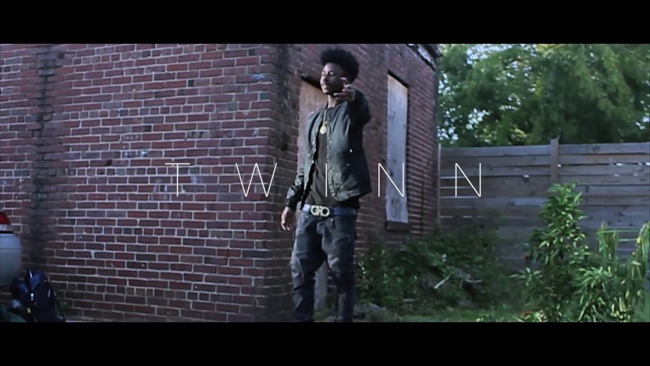 TWINNSKI - Trap$tar (Official Video) | Shot By @DopeDistrictPro