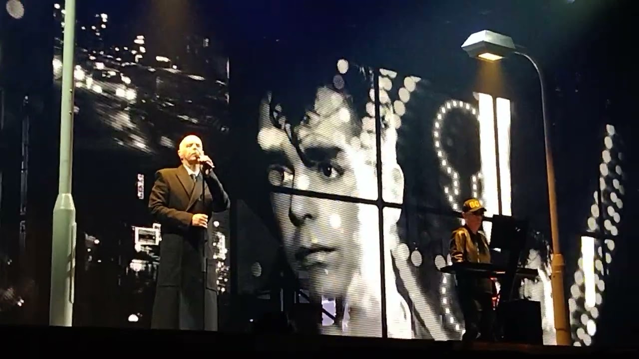 PET SHOP BOYS ... 13.VII.24 BARCELONA ( FESTIVAL CRUILLA )