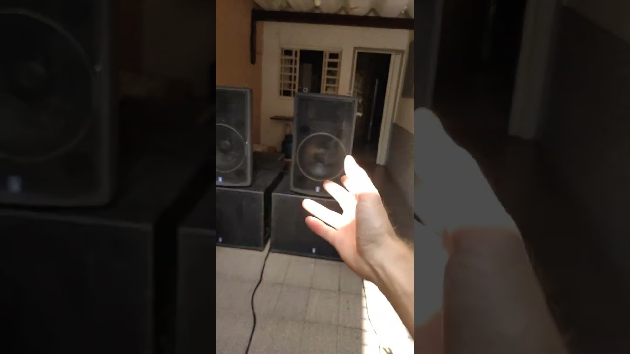 Novos pares de Subwoofers EAW SB1000 com alto falantes Keybass KSPA 18 