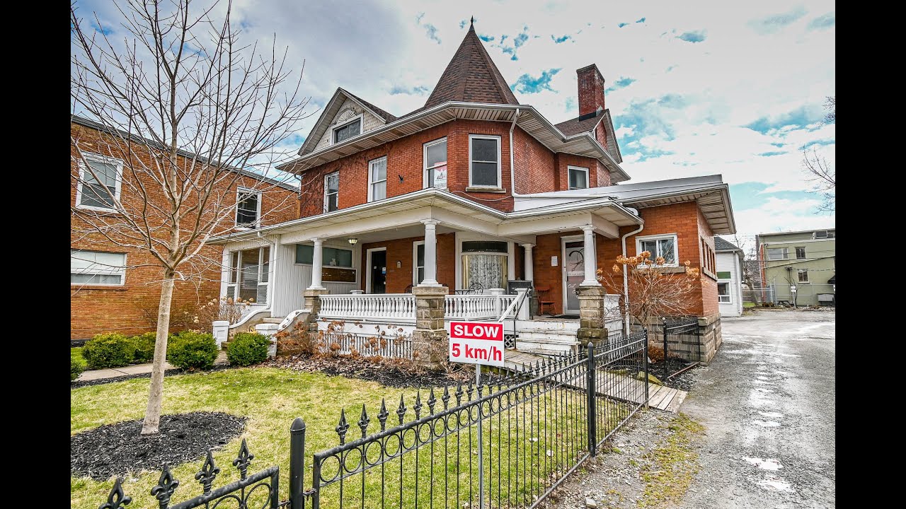 195 East Main St Welland ON Canada