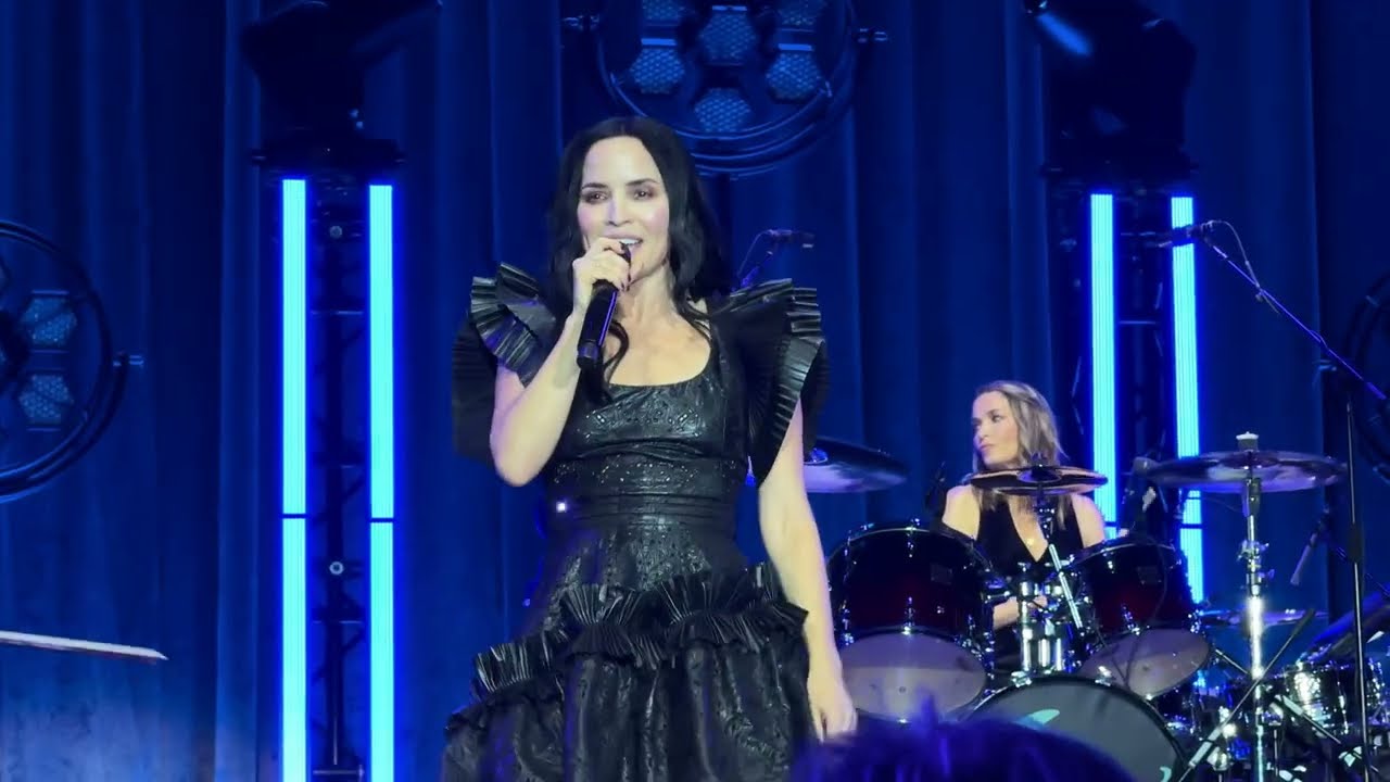 [2024-11-08] The Corrs - 