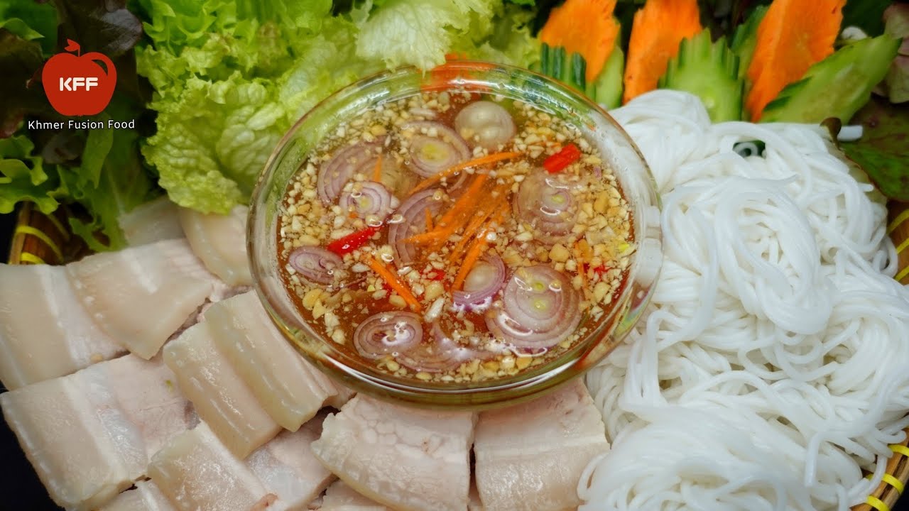 លាយទឹកត្រីផ្អែមតាមក្បួននេះ មិនបាច់ហត់ភ្លក់ទេ អាចញ៉ាំជាមួយម្ហូបច្រើនមុខ || Sweet sour sauce