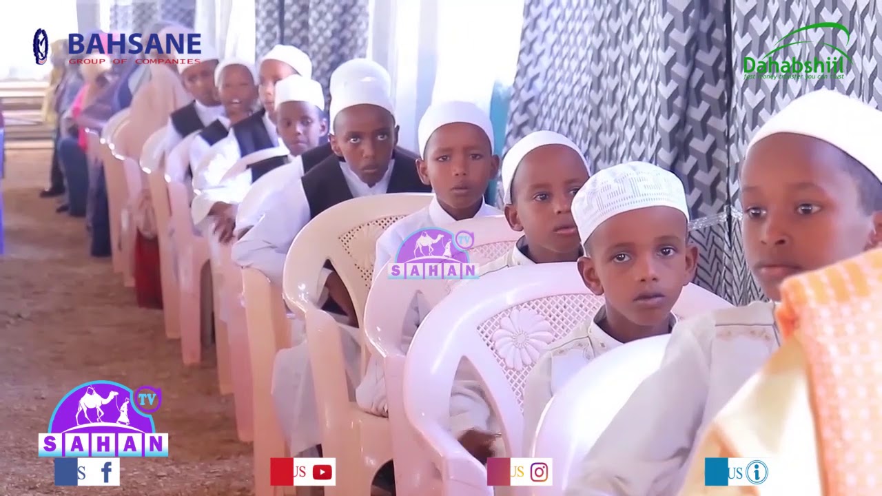 Madarasada Daaru Quraan Ee Degmada Raaso Oo Munaasibad U Qabtay Arday Dhamaystay Quraanka Kariimka.