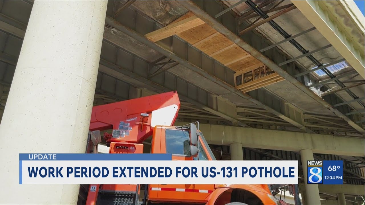 Lane closures extended on US-131 north of Grand Rapids after pothole