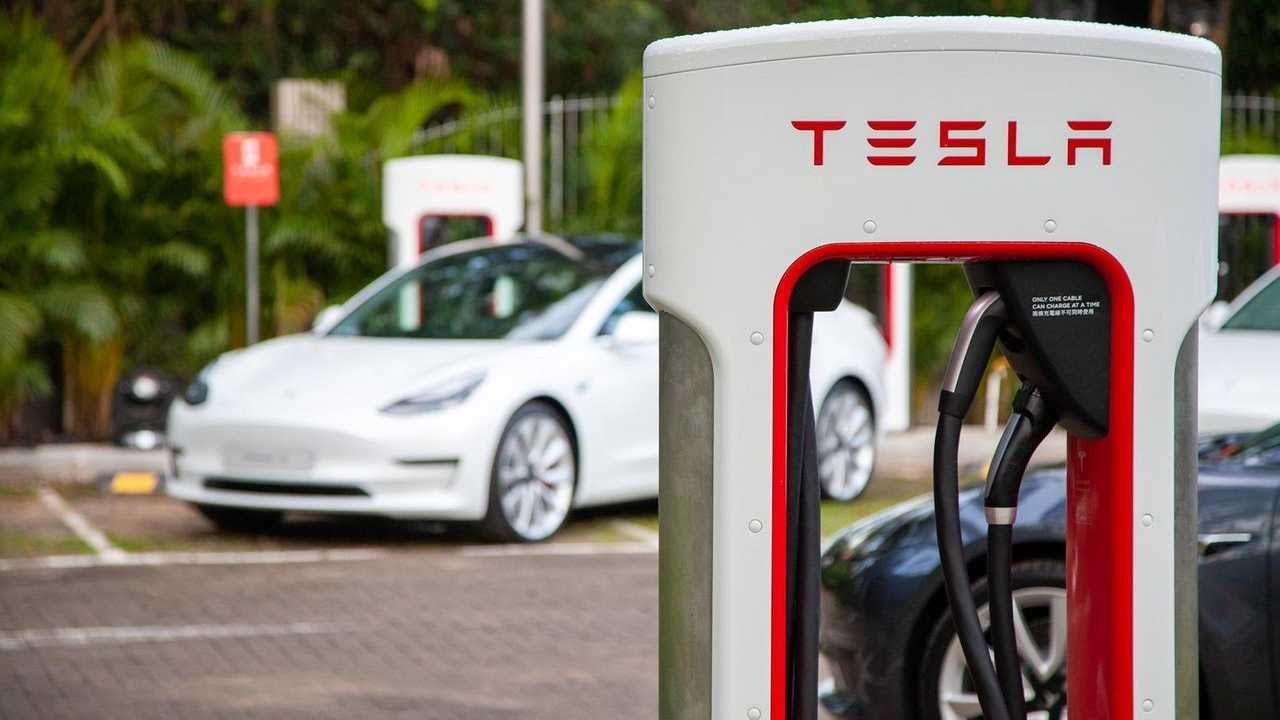 Test Incarcare si Autonomie cu Tesla Model 3 2021 la Supercharger V3