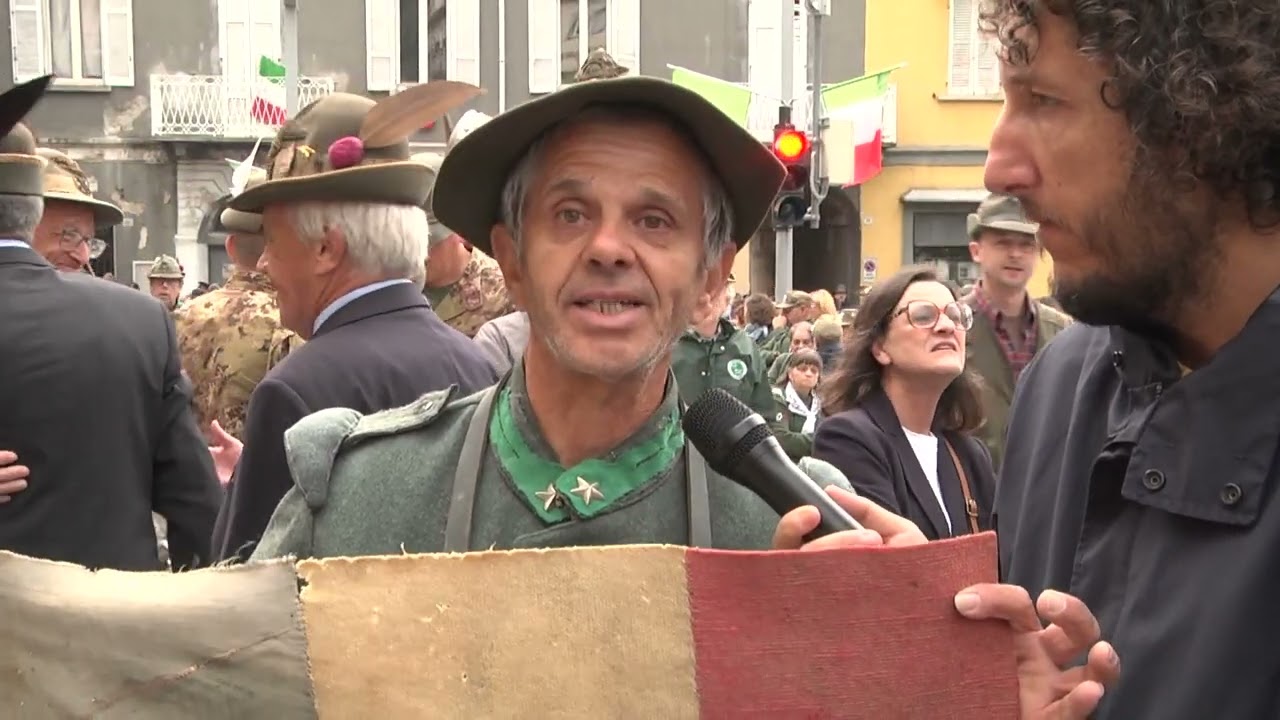 Omegna in festa con gli alpini