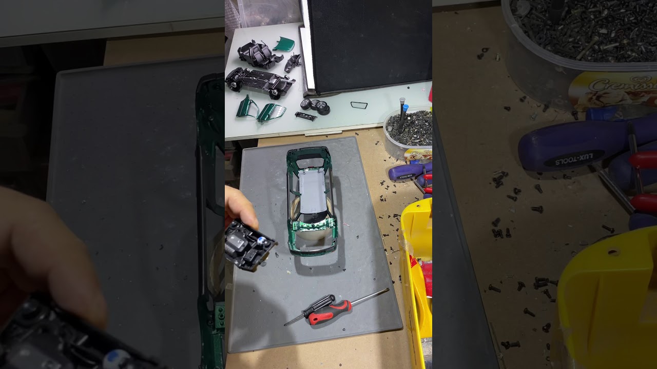 VW Golf 3 VR6 1:18 Norev Teil 2