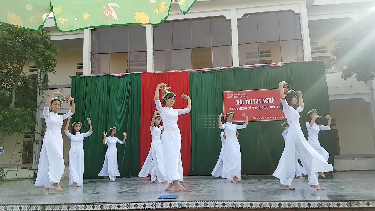 YÊU SAO NGHỀ GIÁO VIÊN.11B7. THPT Cộng Hiền 25.8.2019