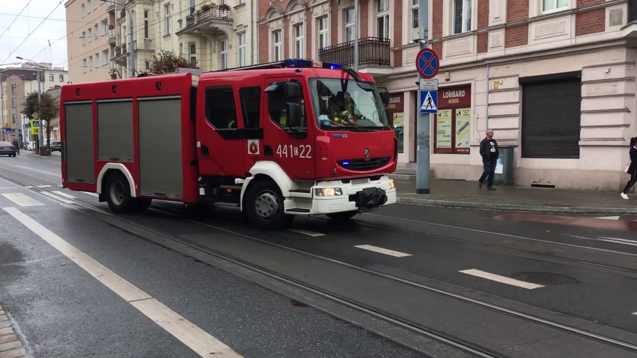 PSP Grudziądz - Zadymienie w mieszkaniu - Dojazd kolejnych zastępów