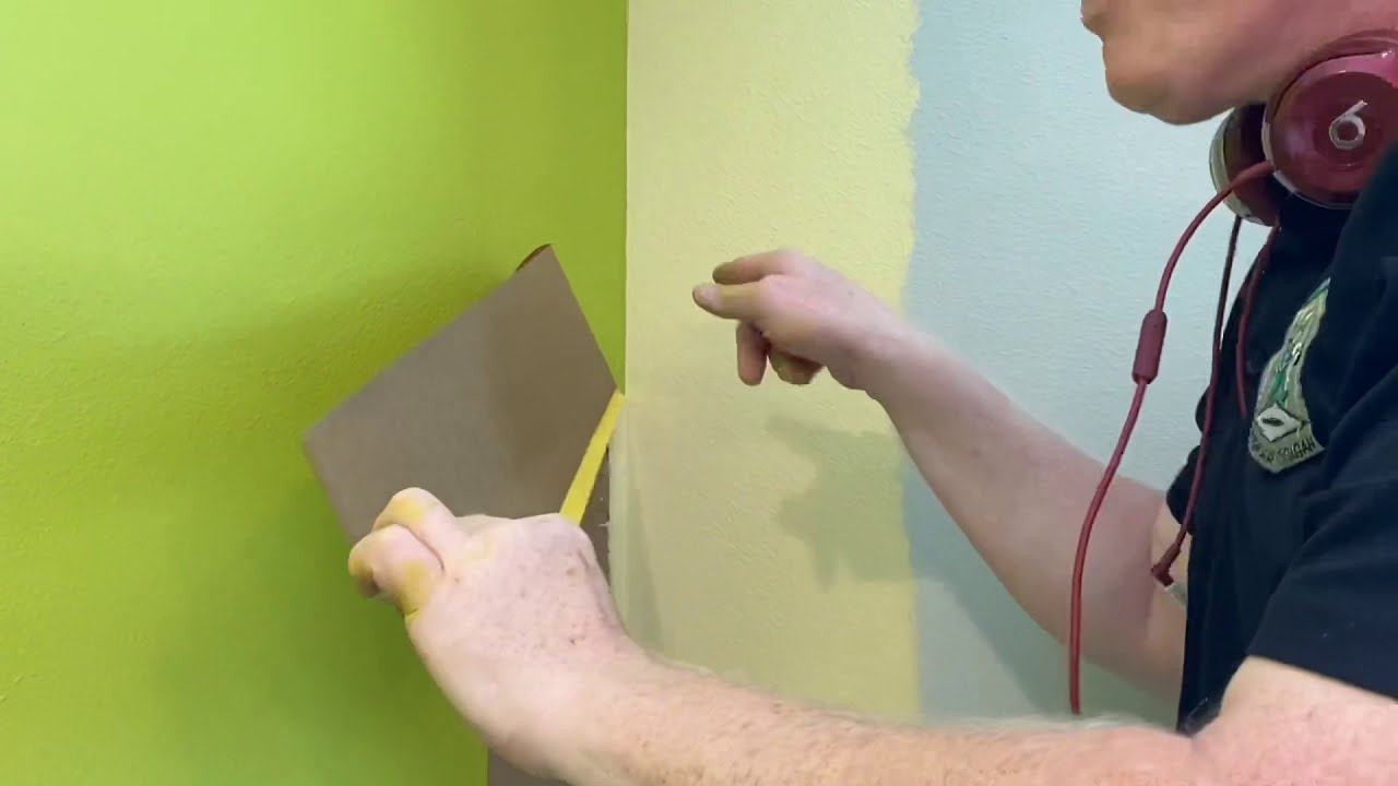 How to Paint a Straight Line in Accent Wall Inside Corners - Spencer Colgan