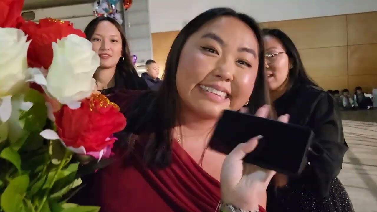 Huab Cua Siong hu nkauj. tu 2 yog Madonna hmoob.(2)(12)(2025)