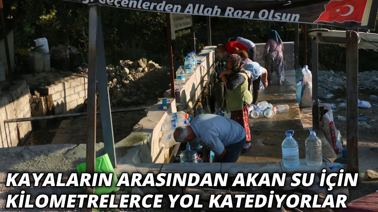 Kayaların arasından akan su için kilometrelerce yol geliyorlar