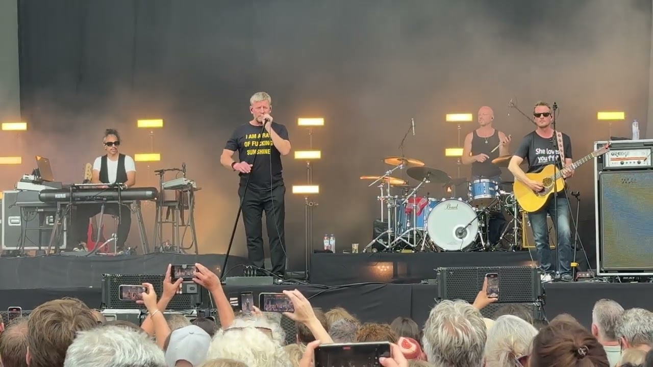 Racoon - Het Is Al Laat Toch (LIVE @ Spoorpark Tilburg 28.06.2025)