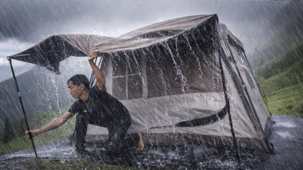 THE WORST WINDS STORM I'VE EVER EXPERIENCED ‼️ CAMPING VERY HEAVY RAIN 🌧