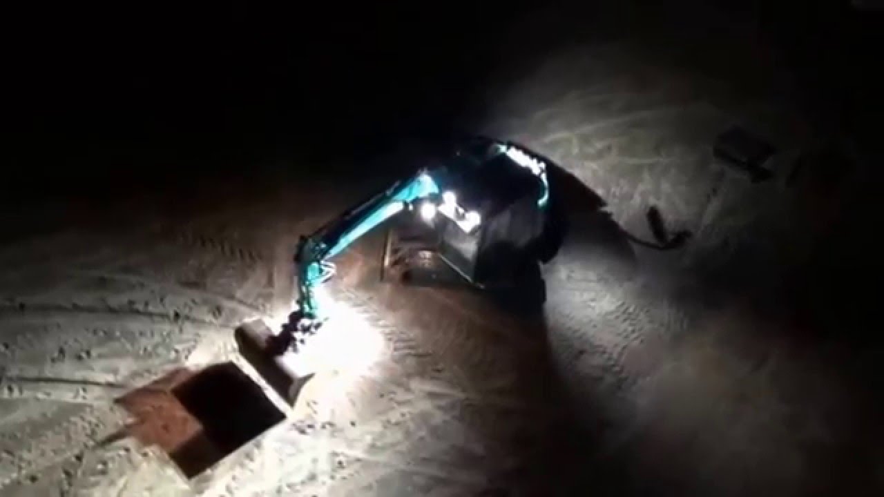 Nordic Lights werklampen op graafmachine