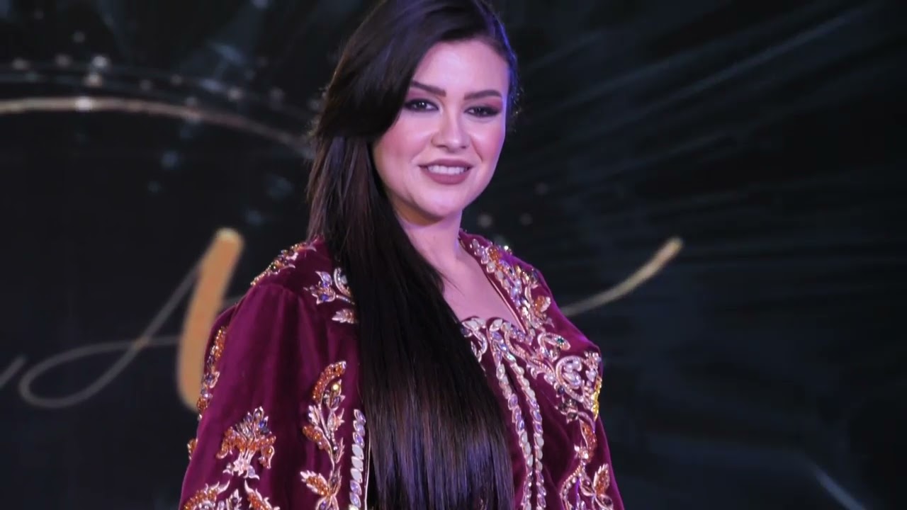 عرض ازياء مصممة الازياء الجزائريه نور عبير كعبش في مهرجان ايجي فاشون الدولي من القاهره الموسم 12