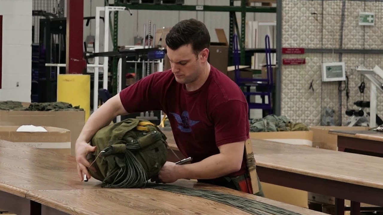 Pilage du parachute à ouverture automatique