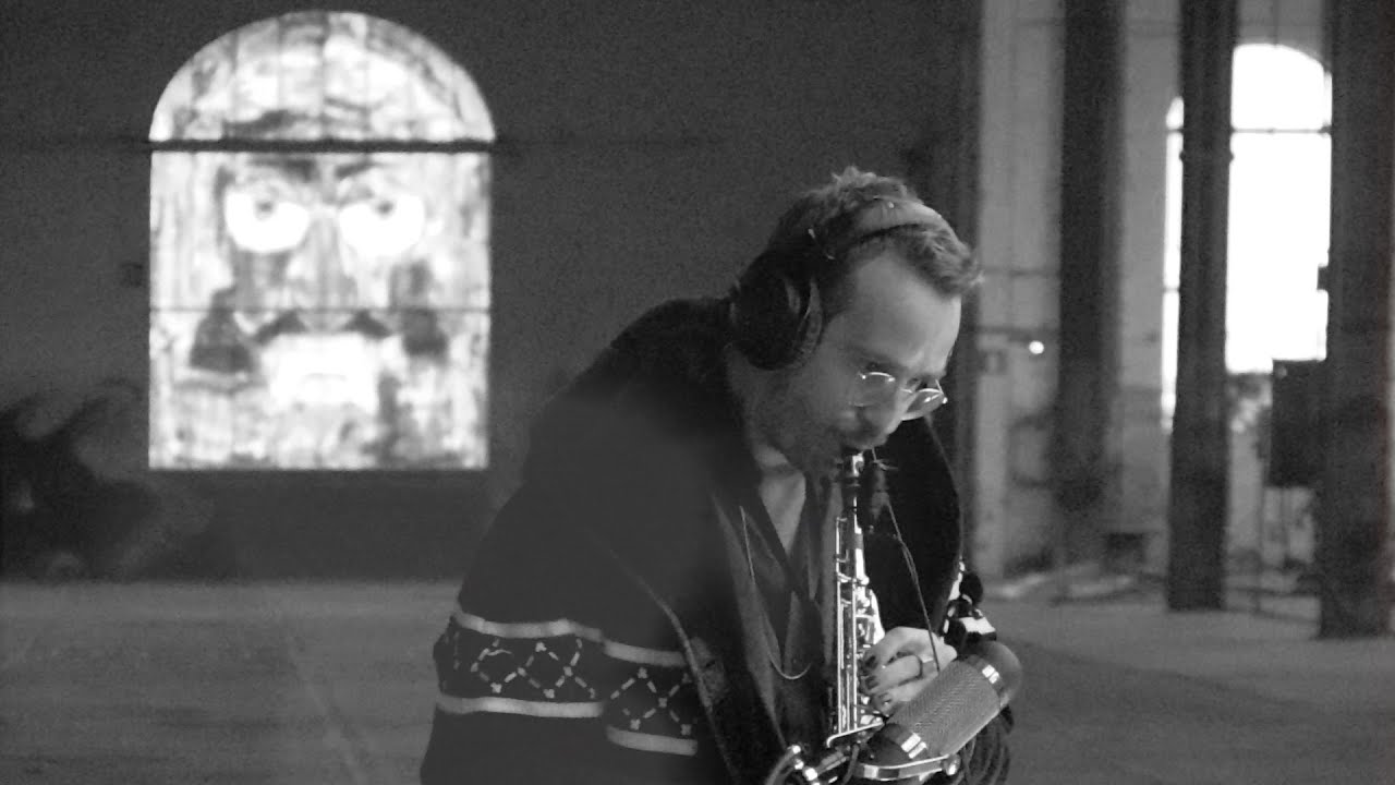 Dorian Reeds (Terry Riley) - Mattias De Craene - Saxophone (ft. Rien Coorevits/visuals) Live