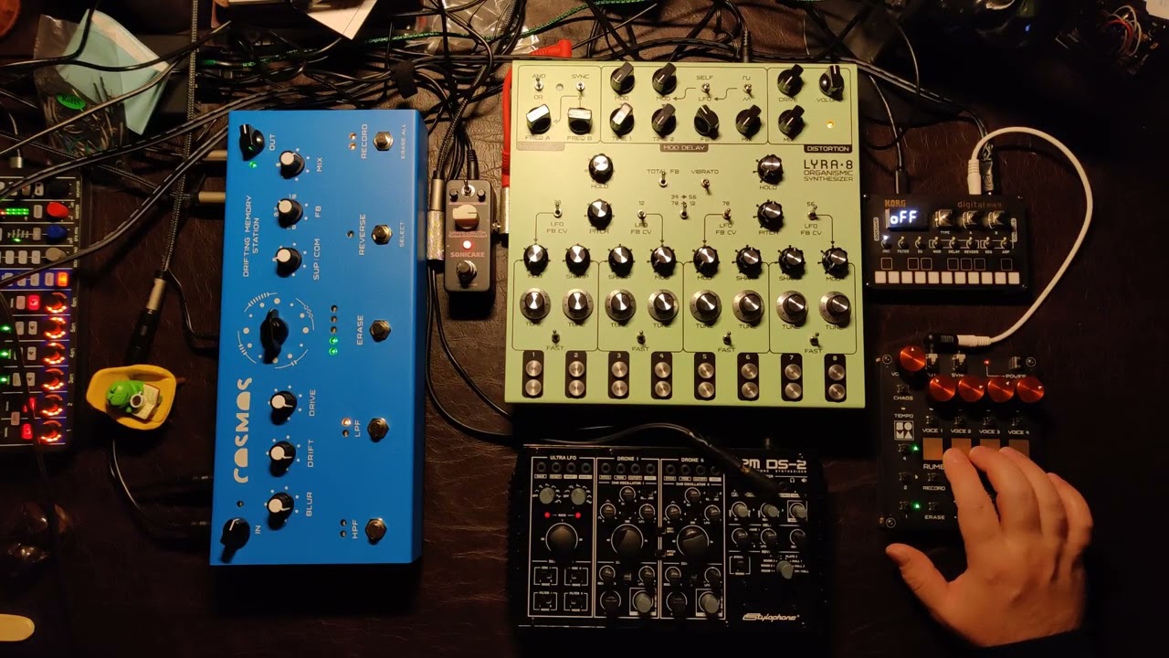 Dark noise drone... Truth revealed in darkness... [Lyra-8] [Cosmos] [NTS-1] [RoAT] [CPM-DS-2]