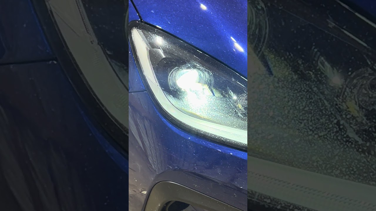 Toyota GR 86 lights moving 