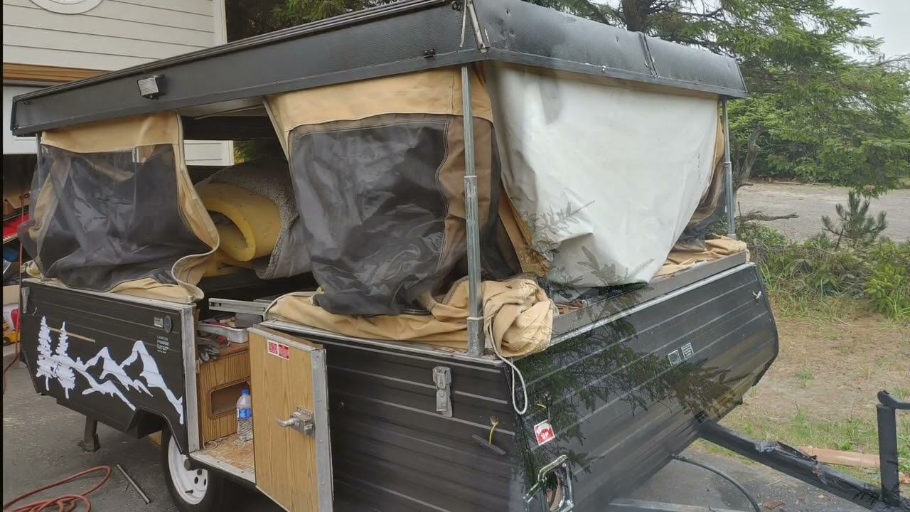 Our 1982 Jayco J series pop up camper restoration.
