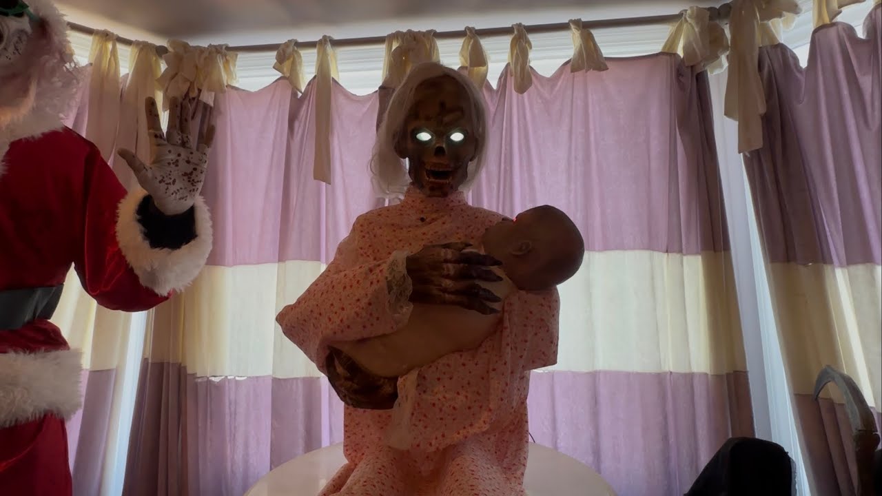 FULLY REPAIRED Spirit Halloween 2013 Animated Gruesome Granny Halloween Animatronic Tekky 🎃👻💀 