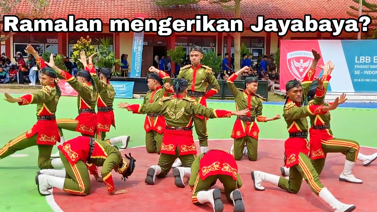 Variasi bawa buku mantra?! Paskibra SMK KRIAN 1 Sidoarjo bikin penonton gemes pengen diramal!