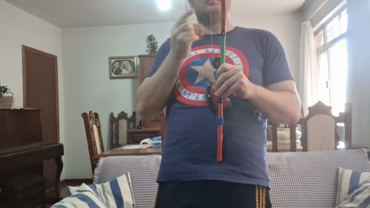 Pedir Licença Pra Ver Zumbi(Abada Capoeira)(No Berimbau).