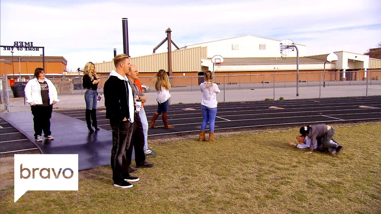 Don't Be Tardy: Kroy Biermann Visits His Hometown High School (Season 5, Episode 5) | Bravo