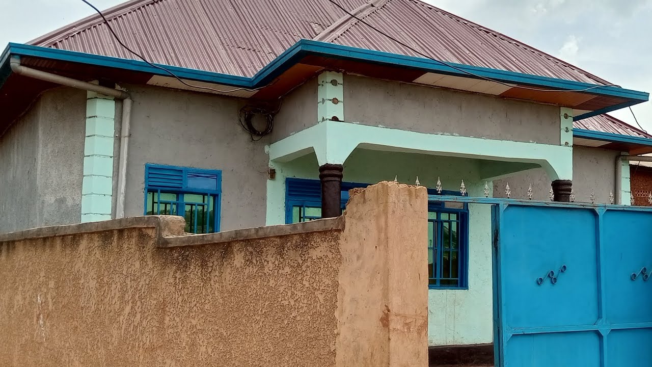 Igurere Inzu yinjiza agatubutse Hano Hafi ya Masaka 21M Gusa 0787464641