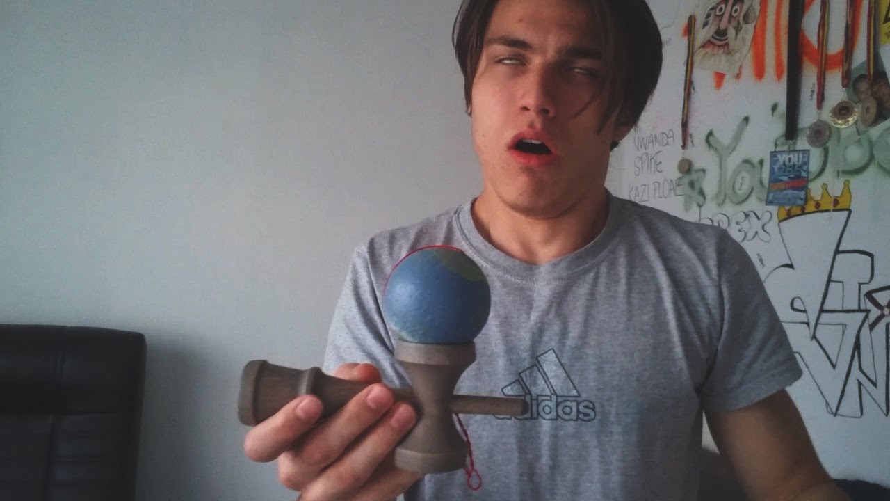 10 TIPURI DE COPII CU KENDAMA!