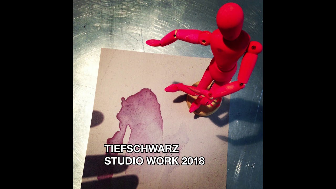 Tiefschwarz - 